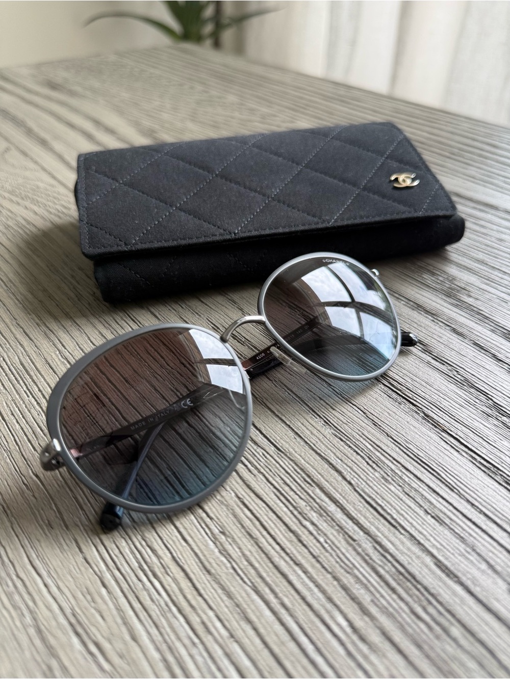 CHANEL 4206 Round Sunglasses Gunmetal Gray Gradient Lenses w/ Case